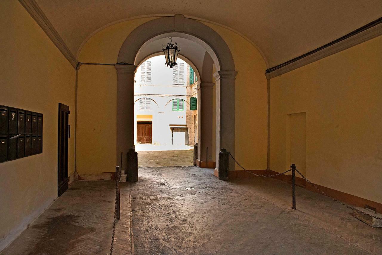 Stilmoderno Nice Apartment In Siena'S Historic Center, Just Steps From Piazza Del Campo Εξωτερικό φωτογραφία